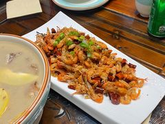 -阿鹏故事云南野生菌火锅(人民路店)