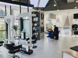 -U·NI SALON 造型