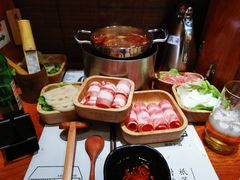 -独食火锅·半米屋台(直营总店)