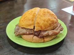 菠萝油猪扒包-大利來記餐廳(氹仔旗艦店)