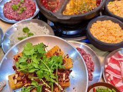 -钱摊摊安顺夺夺粉火锅(宏大广场店)