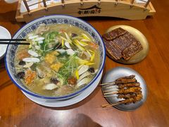 -香麒园·过桥米线·南湖雅宴