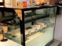 面包甜点陈列柜-麦当劳(洪山商场店)