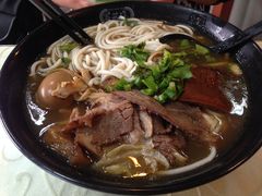 -鑫花溪牛肉米粉(凤凰街创始总店)