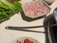 -九尺赵老四鲜鹅肠火锅