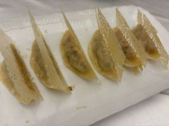 -品海楼·大连海胆锅贴馆(东港店)