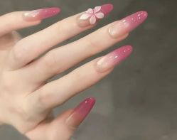 -桃色美甲沙龙
