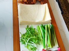 酥鱼脆卤肉-前王院•巧克力海鲜市集餐厅(万平口店)