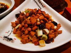 -有红鸡毛店·川菜(建设路店)