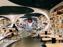 -钟书阁(珍园店)