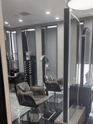 -TOP HAIR SALON