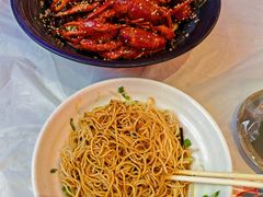 -肥肥虾庄·金牌油焖大虾(首义路店)