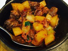 传统萝卜牛腩煲-汤城小厨•粤菜•靓汤(金宝街店)
