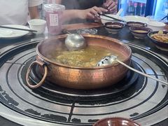 -阿山卓·野生菌火锅·纳西火塘烤肉