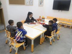 -艾克瑞特机器人教育(金狮校区)