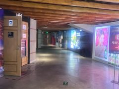 -CGV星星影城(颐堤港ScreenX店)