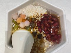 -江城小馆陕南妈妈菜·全球旅行餐厅(钟楼店)