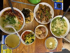 -萍姨抻面馆·鸡架冒菜(清湖店)