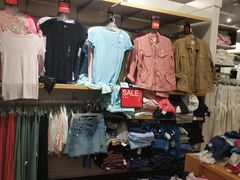 -GAP(王府井奥莱·香江小镇店)