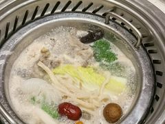-龍歌自助小火锅(市南金茂湾店)
