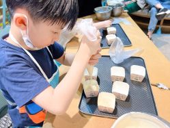 -Harry's Kitchen哈里小屋(上海大悦城店)