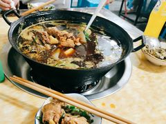 -石灰市毛记烧鸡公(解放碑店)