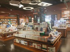 -西西弗书店&矢量咖啡(壹方购物中心店)