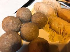 -鲜入围煮花胶鸡海鲜火锅