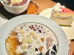 -RUXU入续糖水铺与包(卓悦中心店)