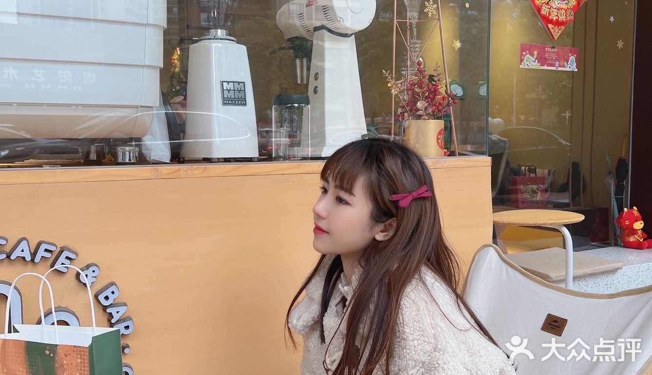 广州咖啡探店｜沙漠与绿洲中的Cafe&Bar