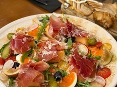 -Mark&Mars Restaurant