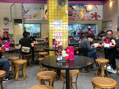 大堂-华辉拉肠(龙口东店)