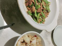 -绿草地·湘菜(酃湖师院店)