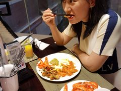 -西安皇冠假日酒店·朱雀咖啡厅