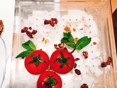 番茄脆菇沙拉-小大董·烤鸭(凤凰汇店)