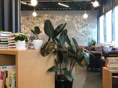 大堂-汽车博物馆主题餐厅