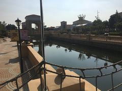 -COACH蔻驰(百联奥特莱斯广场店)