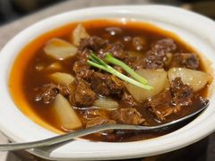 鲍汁萝卜牛腩煲-留半山·香港食堂(啦啦宝都店)