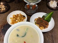 -魁盛居百年鲁菜馆(县西巷店)