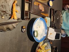 -铭牛烧肉·和牛海鲜自助(高新月牙湖店)
