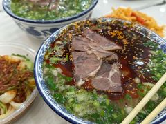 -伊穆祥牛肉面总店·清真