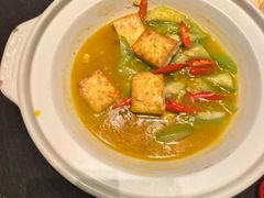 -艳阳天民俗村(公园路店)