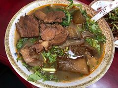-金杨拉面王小吃面馆·牛三宝面·红烧牛肉粉