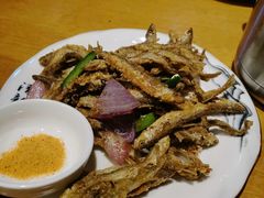 漓江小炸鱼-渔太泰漓江小馆·广西融合菜(西街店)