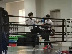 -拳义格斗搏击散打泰拳拳击俱乐部(裕华店)