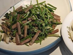 -赶海部落海鲜城(海阳路店)