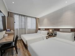 -如家精选酒店(上海思南路淮海中路地铁站店)