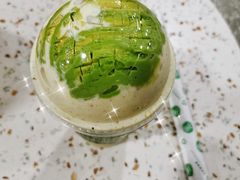 杏仁牛油果酸奶奶昔-茉酸奶(春熙路店)