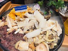 -一朵菌·野生菌探索家火锅(南亚店)