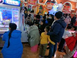 -哈尼鹿儿童梦幻王国(维多利万悦城店)